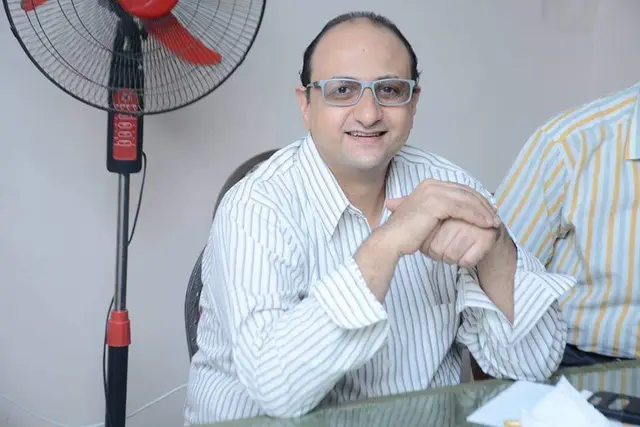 الشاعر مؤمن سمير