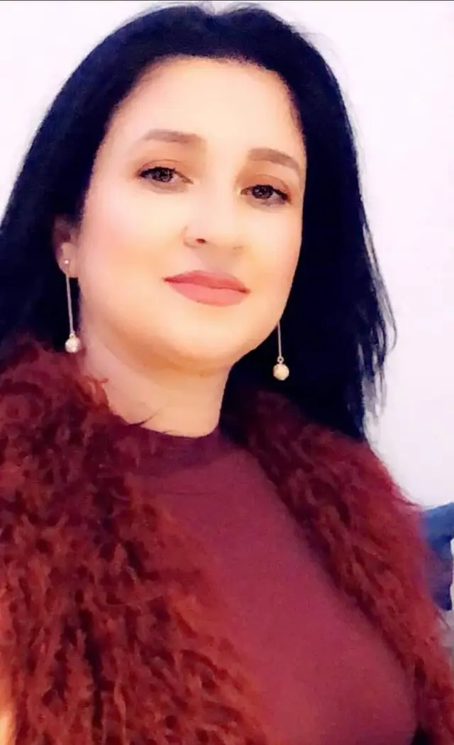 من يعير العالم عيونا ليرانا من يعيره آذانا ليسمعنا من يعيره قلبا ليشعر بنا ..؟