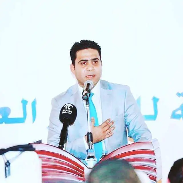 تداوليات الجدة العانس .—————————- د. سراج محمد – العراق