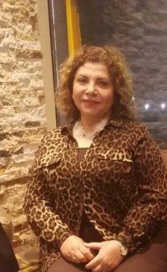 متاهة أفيون / سجال الركابي