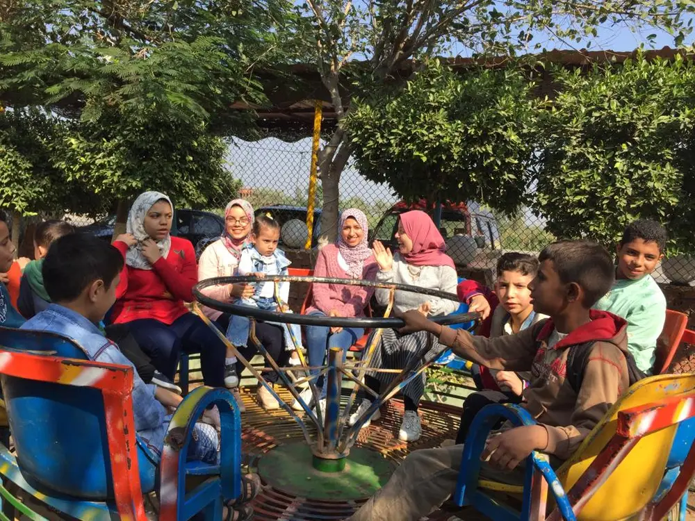 صورة 8 من: أعياد الطفولة