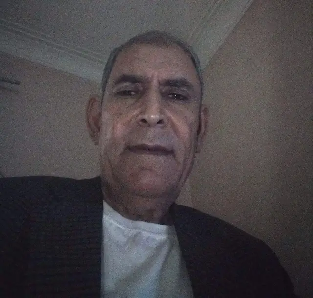 بسمةٌ عابرة