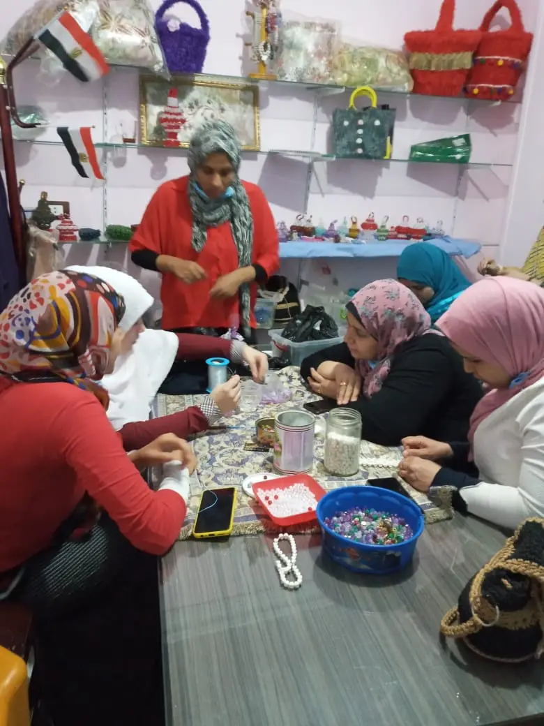 Photograph 5 from: Entrepreneurship
